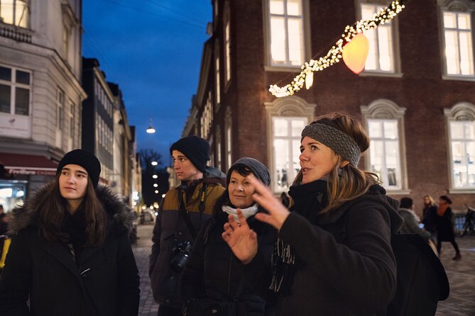 Experience and Taste the Copenhagen Christmas - The small gift game is part of the experience