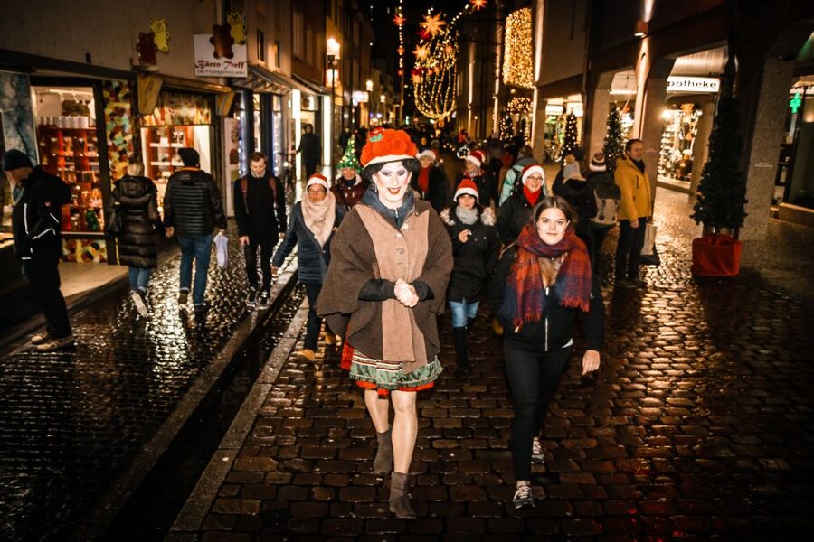 Freiburg: Christmas Drag Show Walk with Betty BBQ - Key points at a glance