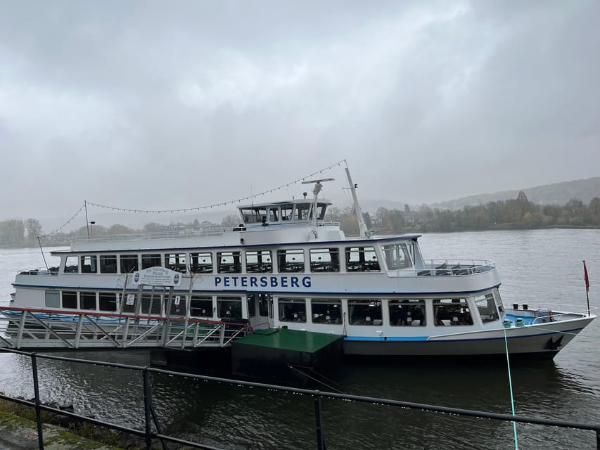From Bonn: Christmassy Advent Cruise on the Rhine - What the 90-minute itinerary feels like