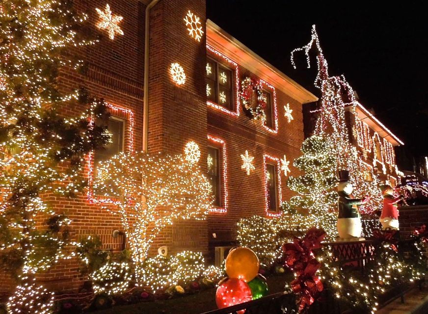 From Manhattan: 4-Hour Christmas Lights Luxury Bus Tour - Key points to know before you book