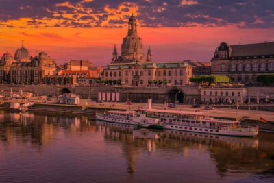 Dresden Christmas markets and old town tour