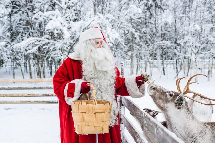 From Rovaniemi: Tour to Santa Claus Village - Santa’s Post Office and the Arctic Circle line