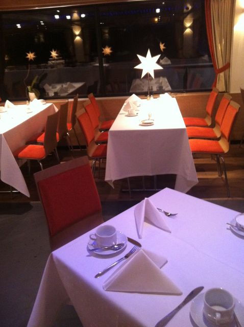 From Rüdesheim: 2-hour Christmas Boat Tour on the Rhine - A Christmas cruise with the Rhine as its stage