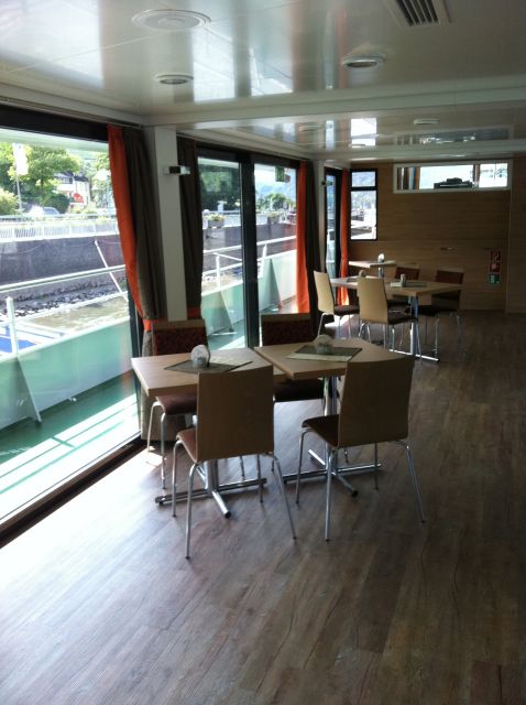 From Rüdesheim: 2-hour Christmas Boat Tour on the Rhine - Boarding at Rüdesheim’s Pier 12
