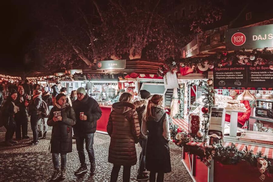 From Vienna: Bratislava Christmas Markets Guided Tour - A Christmas market day with more than market stalls