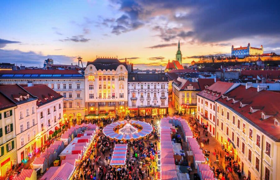 From Vienna: Bratislava Christmas Markets Guided Tour - Forty-five minutes at Hviezdoslav Square