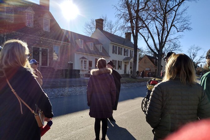 Guided Colonial Christmas Tour in Williamsburg - Is $25 a fair price?