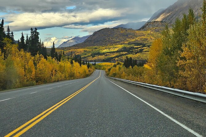 Guided Winter Wonderland Tour to Canada - Klondike Gold Rush sites along the highway