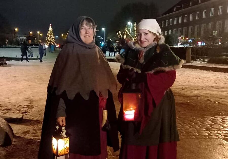 Historic Christmas tour of Lübeck - Following the winding streets into Advent Lübeck