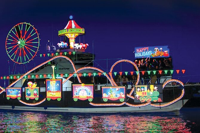 Holiday Lights Cruise Throughout Luxurious Newport Beach Harbor - Newport Beach’s holiday lights from the water
