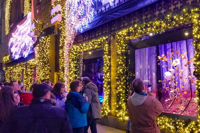 Holiday Lights Extravaganza Walking Tour - Bryant Park gives you time to pause