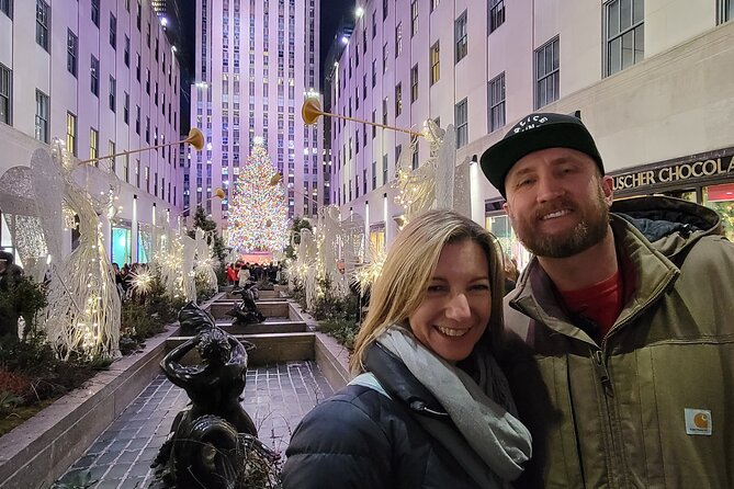 Holiday Lights Extravaganza Walking Tour - Rockefeller Center supplies the postcard moment