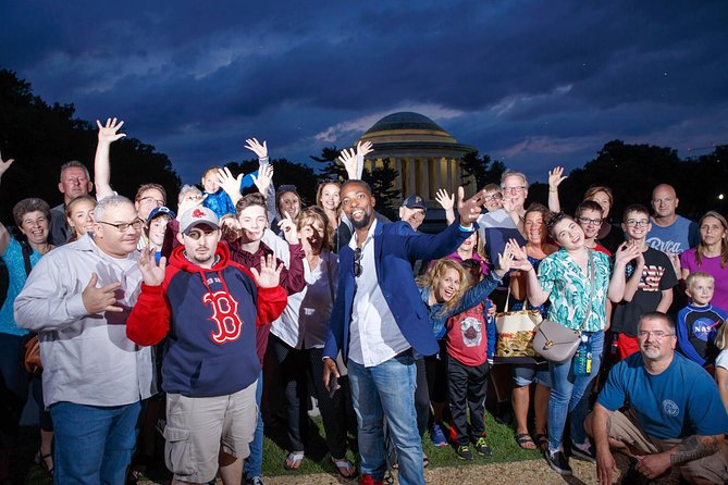 Holiday Lights Tour of Washington DC and Old Town Alexandria - Starting at the US Navy Memorial at 7:30 pm
