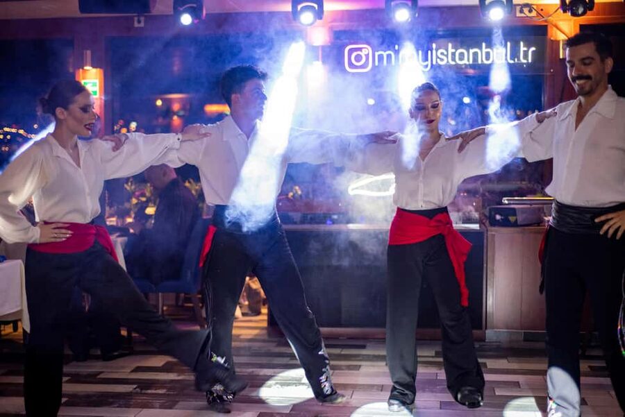 Istanbul: New Year's Eve Bosphorus Cruise Dinner & Party2027 - Is $319 a fair price?