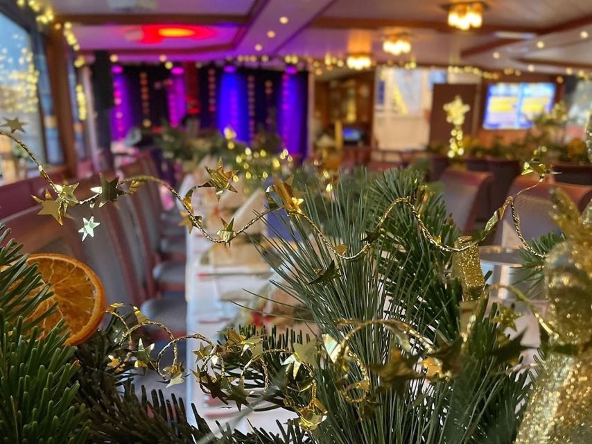 Koblenz: Christmas Boat Tour with Mulled Wine - Seeing Deutsches Eck from the Rhine