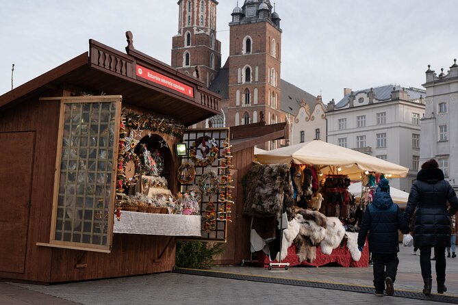 Krakow Christmas Market Immersive Tour - Why this Krakow Christmas walk feels different