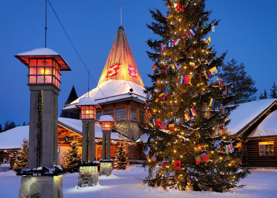 Levi: Day Trip to Santa Claus Village with Lunch - The long road from Levi to Rovaniemi