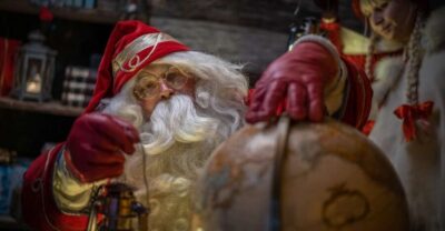 Levi: Day Trip to Santa Claus Village with Lunch