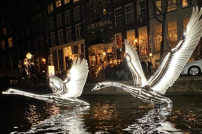 Light Festival Private Cruise incl Snacks and hot Gluhwein - Seeing up to 24 artworks during 53 winter days