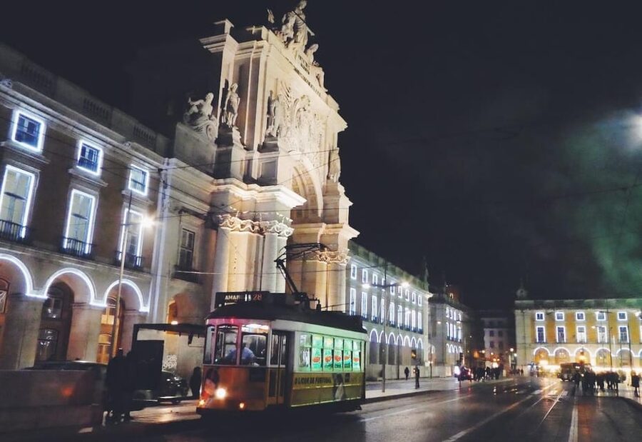 Lisbon: Private Christmas Lights Tour by Eco Tuk Tuk - Key points to know before you book