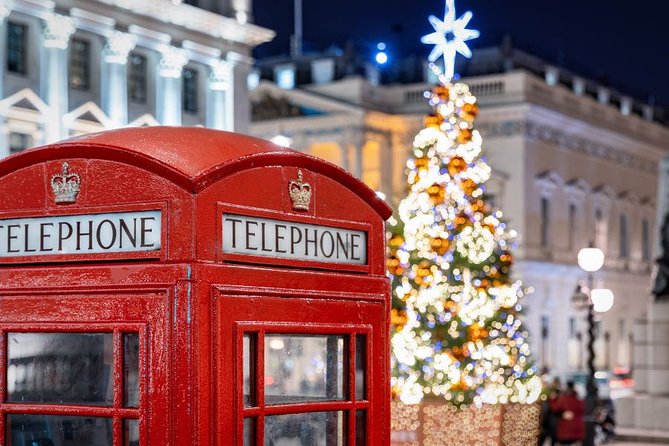 London Christmas Eve Illuminations Guided Tour by Night - A comfortable start from Victoria