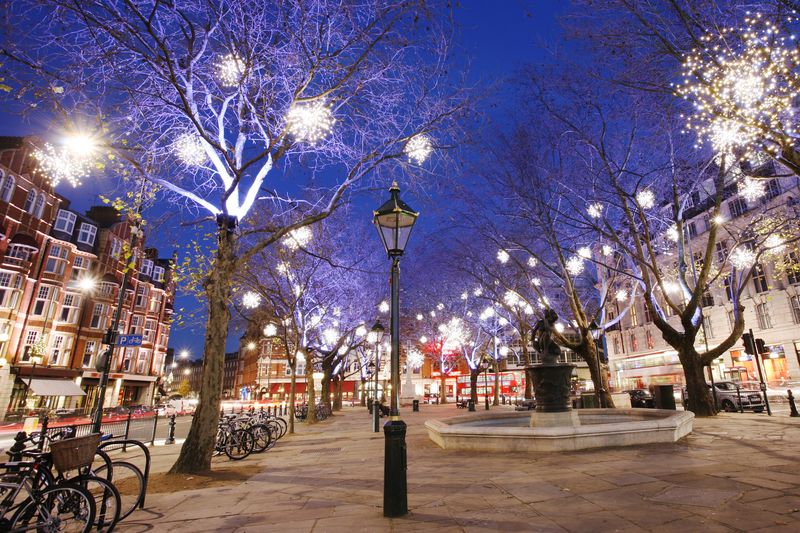 London Christmas Lights Bike Tour - How the three-hour format affects the evening