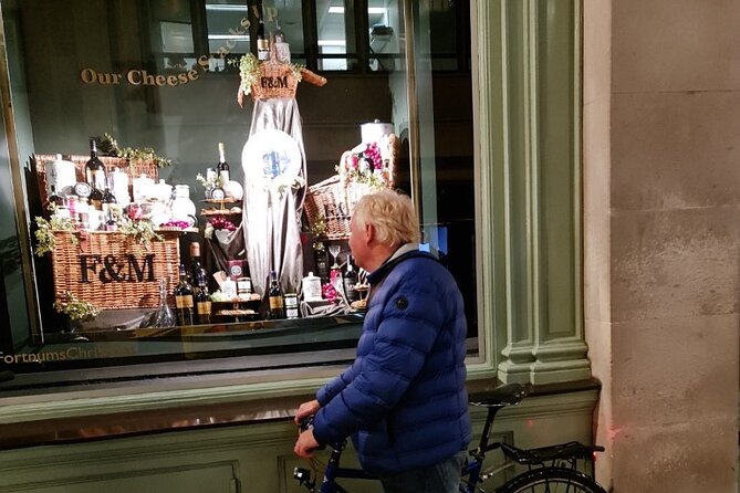 London Christmas Lights Bike Tour with Local Guide - Safety, traffic, and the real difficulty level