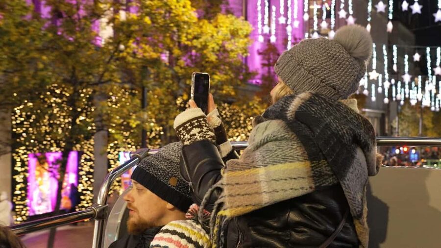 London: Christmas Lights Bus Tour With Live Guide - What you see on the route