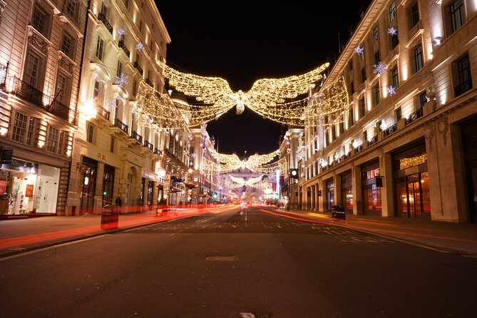 London Christmas Lights Private Car Tour with Driver Guide - Why a private Christmas lights drive works in London