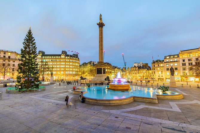 London Christmas Lights Tour by Vintage Double-Decker Bus - What the vintage bus adds, and what it takes away