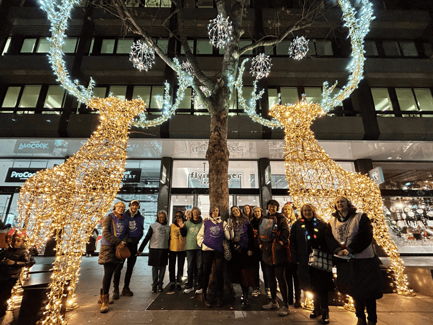 London: Christmas Lights Tour - With Christmas Music - A Christmas party that happens while you walk