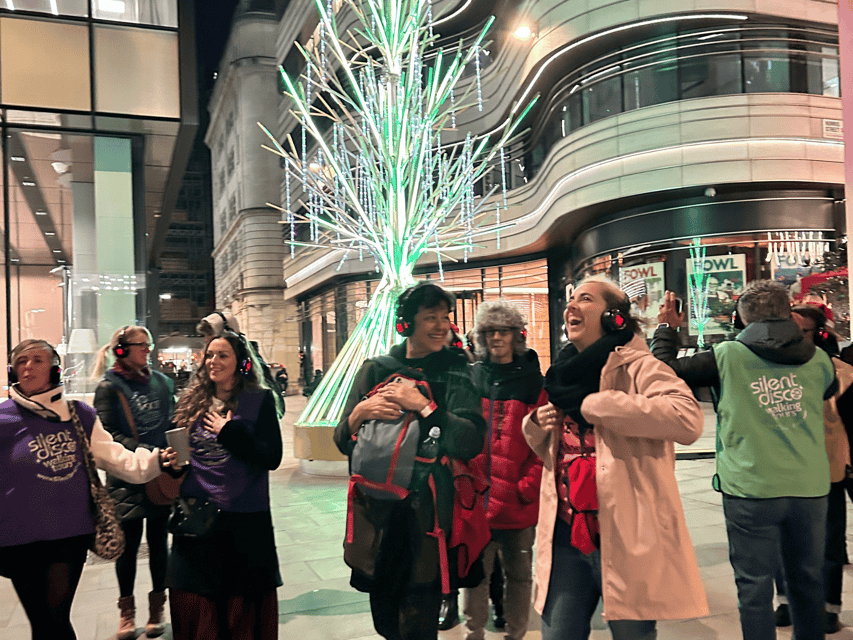 London: Christmas Lights Tour - With Christmas Music - Starting at the Marquis of Granby