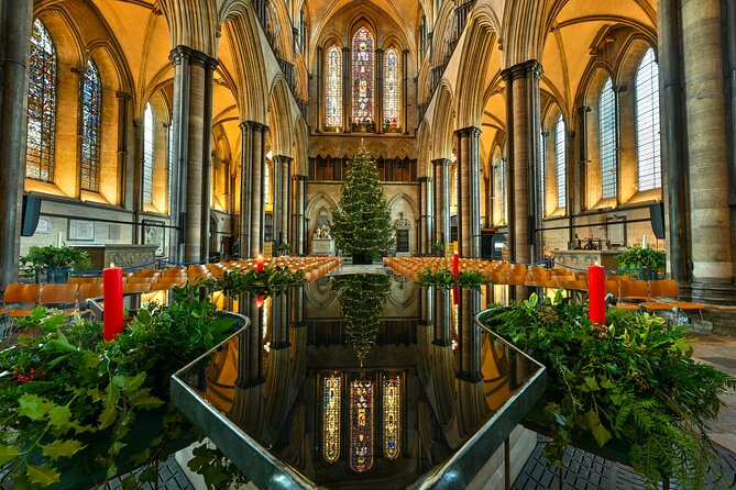 London: Christmas Market Tours in Salisbury and Winchester - Salisbury Cathedral brings the Christmas setting to life