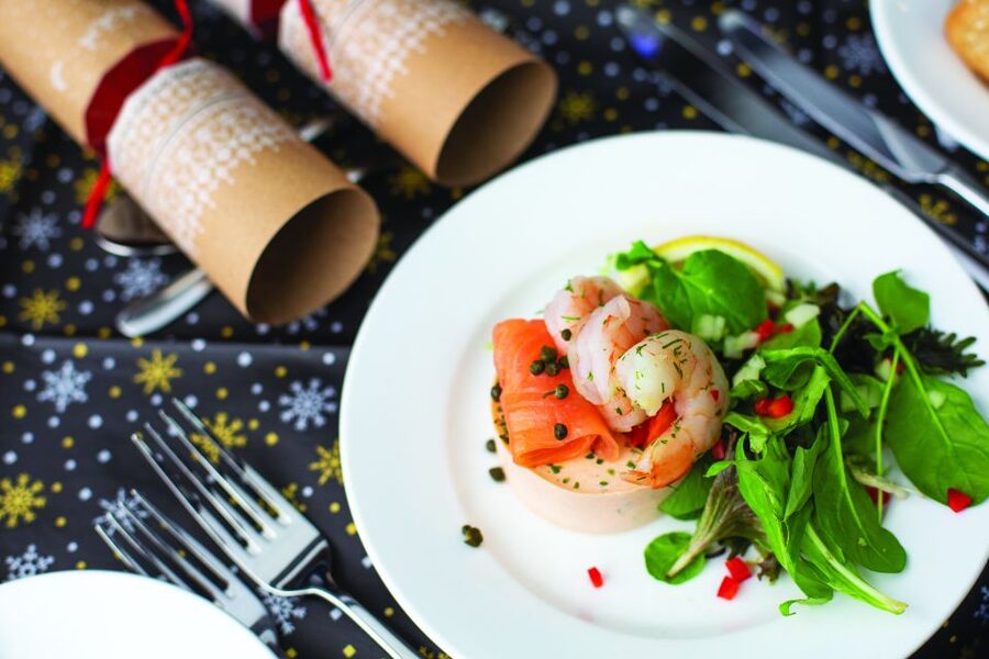 London: Christmas Party Lunch Cruise - Canary Wharf marks the far end of the three-hour trip