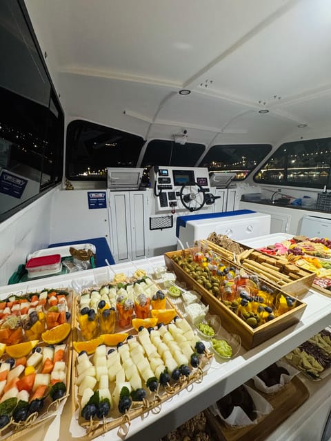 Madeira: Pre-Sell New Year’s Eve - Fireworks at Sea 2025/26 - Weather, comfort, and access on the water