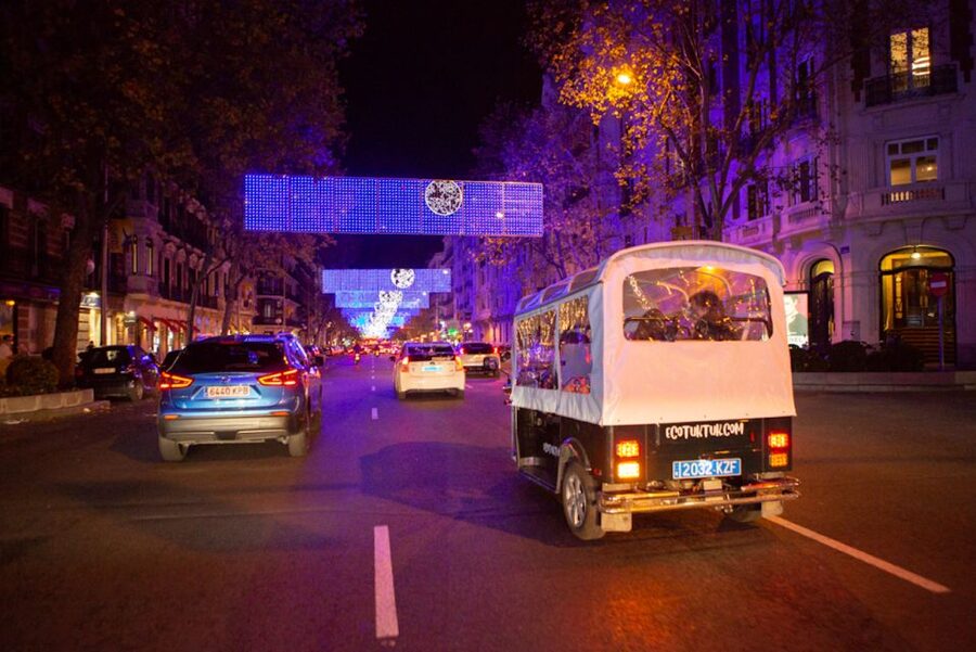 Madrid: Private Christmas Lights Tour by Eco Tuk-Tuk - How the electric tuk tuk feels in December
