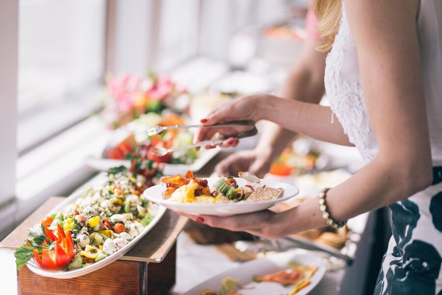 Marina Del Rey: NYE Gourmet Brunch Cruise - Upper deck games and live entertainment