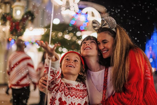 Mickey's Very Merry Christmas Party at the Magic Kingdom - Entering Magic Kingdom at 7pm