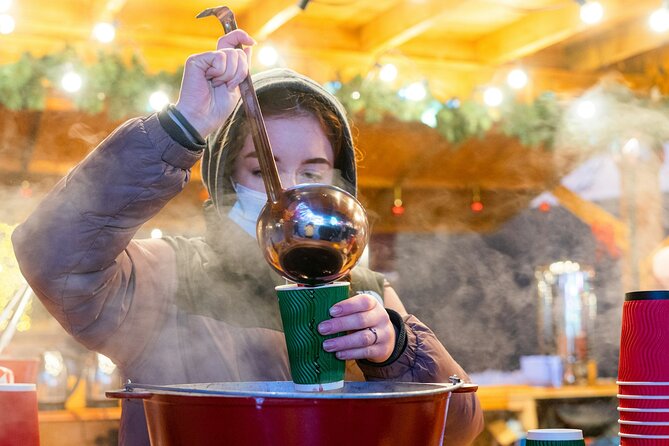 Munich Christmas Market Tour - Wittelsbacherplatz and its medieval Christmas setting