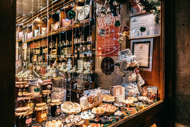 Munich Christmas Market Tour - The special market between the main stops