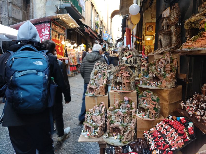 Naples: the magic of Christmas and Nativity scenes - Who should book this Naples walk?