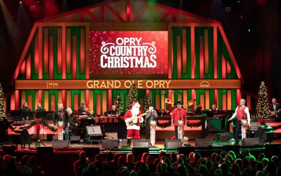 Nashville: Country Christmas Music Show at the Opry House - What You Can and Cannot Bring