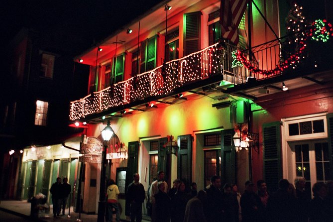 New Orleans French Quarter: Seasonal Christmas Tour - What this Christmas walk is really like