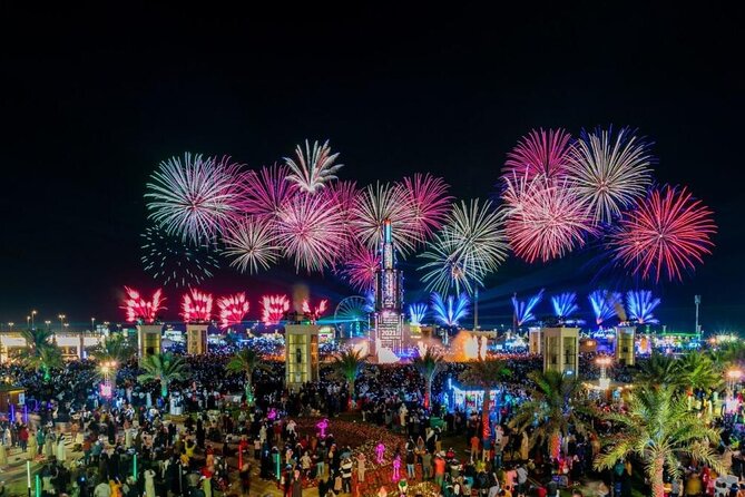New Year Fireworks Cruise. Witness the spectacular fireworks in Dubai - Dinner, drinks, and onboard entertainment