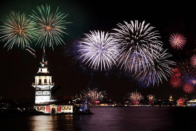New Year's Eve dinner cruise & party on Bosphorus, Istanbul 2026 - Live shows before the DJ party