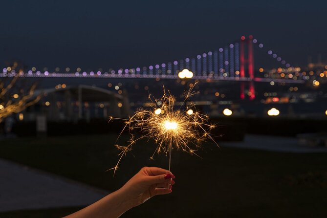 New Year's Eve dinner cruise & party on Bosphorus, Istanbul 2026 - What the 9 pm to midnight schedule looks like