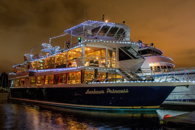 New Year's Eve Dinner Cruise through Vancouver Harbor - What the $177.42 price really covers