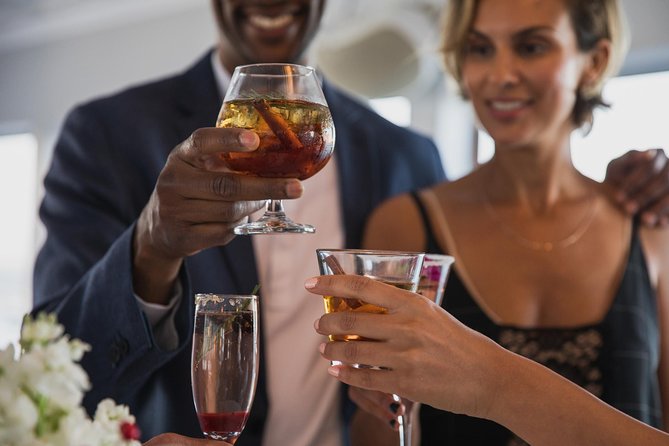 New Year's Eve Plated Dinner Cruise on San Francisco Bay - Who should book this experience?