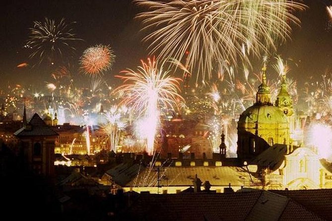 New Year's Eve Pub Crawl in Prague, end at KarLovy Lazne - Key points to know before booking