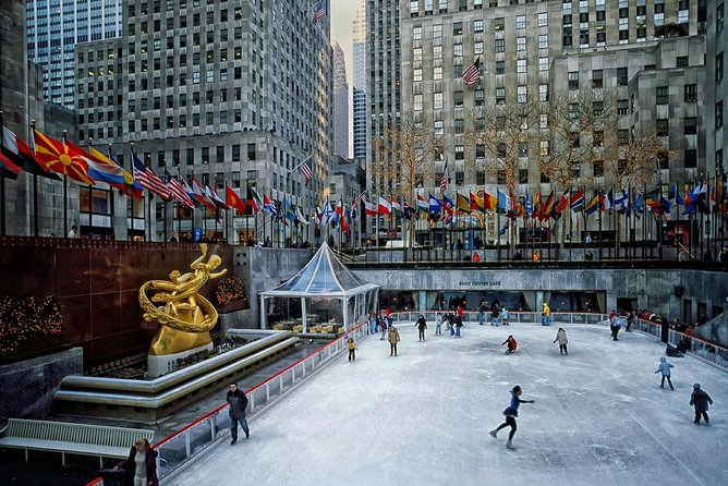 New York Christmas Holiday Small-Group Walking Tour - Bryant Park’s holiday market